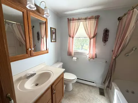 Bath - 3 Brook Rd, Gorham, NH 03581 photo 1 of 2