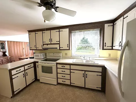Kitchen - 3 Brook Rd, Gorham, NH 03581 photo 3 of 3