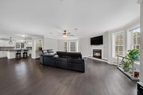 Living - 22 Scribner Rd #4, Fremont, NH 03044 photo 1 of 4
