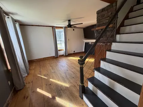 Living - 192 Elmore Rd, Worcester, VT 05682 photo 2 of 6
