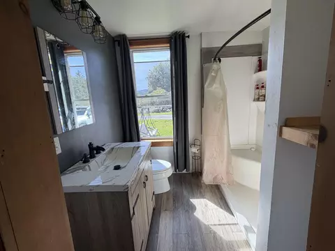 Bath - 192 Elmore Rd, Worcester, VT 05682 photo 1 of 1