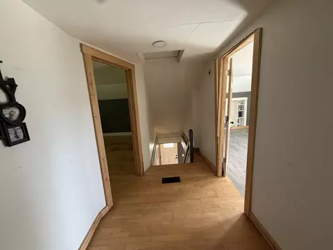 Entry Way - 192 Elmore Rd, Worcester, VT 05682 photo 1 of 2