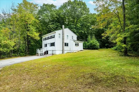Exterior - 9 Beaver Lake Rd, Derry, NH 03038 photo 4 of 5