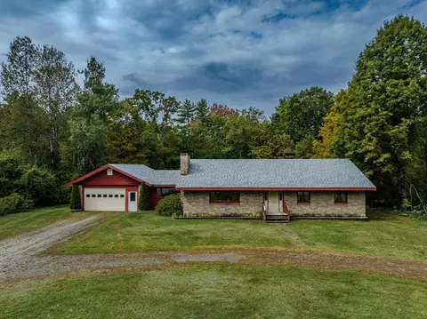 Exterior - 60 Rabbit Path Rd, Landaff, NH 03585 photo 2 of 13