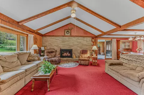 Living - 60 Rabbit Path Rd, Landaff, NH 03585 photo 3 of 4
