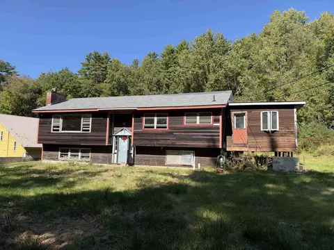 1259 Connecticut River Rd, White River Junction, VT 05001