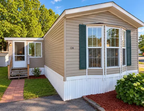 134 Fourth St, Colchester, VT 05446