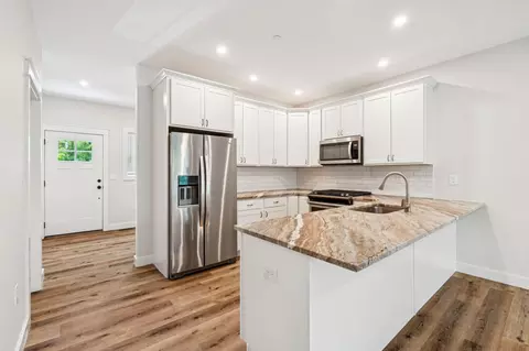 34 Ponemah Hill Rd #4, Milford, NH 03055