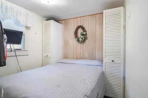 Bedroom - 161 Lancaster Rd, Gorham, NH 03581 photo 1 of 9