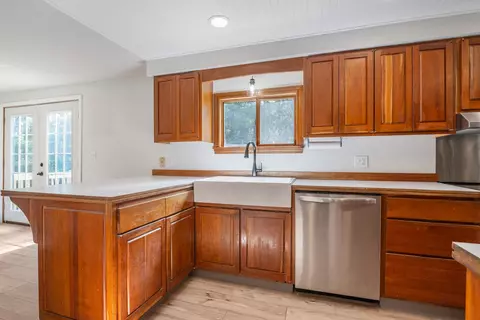 Kitchen - 161 Lancaster Rd, Gorham, NH 03581 photo 7 of 7