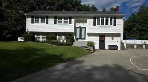 5 Pettingale Rd, Amherst, NH 03031