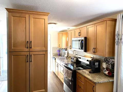 103 Glendale Ave #A, Manchester, NH 03103