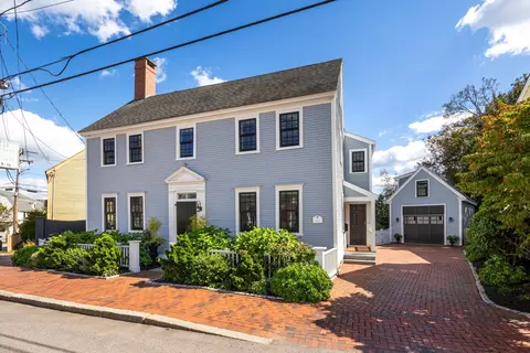 28 South St, Portsmouth, NH 03801