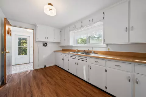Kitchen - 600 Main St, Gorham, NH 03581 photo 1 of 1