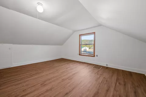 Bedroom - 600 Main St, Gorham, NH 03581 photo 3 of 4