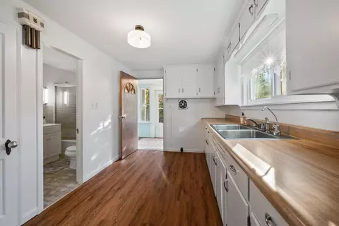 Entry Way - 600 Main St, Gorham, NH 03581 photo 2 of 3