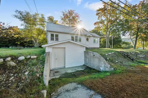 Exterior - 600 Main St, Gorham, NH 03581 photo 15 of 17