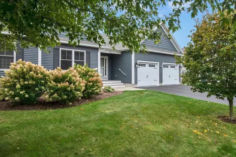 410 Annas Ct, Colchester, VT 05446
