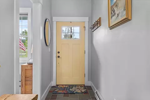 Entry Way - 25 Hailey Dr #102, Milton, VT 05468 photo 2 of 8