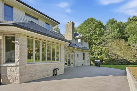 Exterior - 49 Aster Ln, Williston, VT 05495 photo 5 of 10