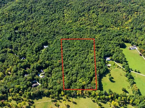 00 Pine Tree Ln, Manchester, VT 05255