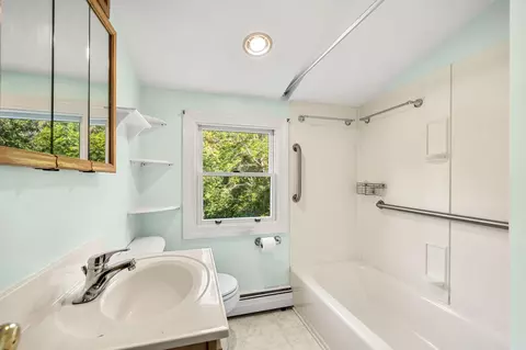 Bath - 67 Walnut Ave, North Hampton, NH 03862 photo 5 of 5
