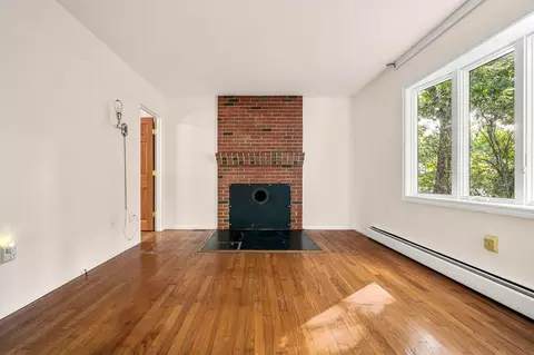 Living - 67 Walnut Ave, North Hampton, NH 03862 photo 5 of 6