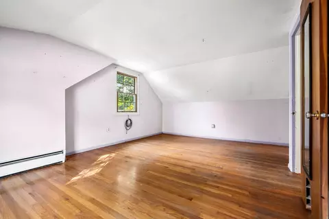 Bedroom - 67 Walnut Ave, North Hampton, NH 03862 photo 7 of 10