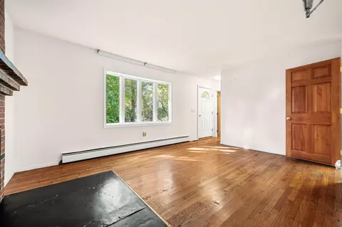 Living - 67 Walnut Ave, North Hampton, NH 03862 photo 3 of 6