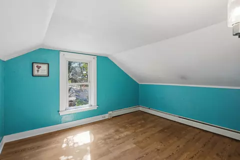 Bedroom - 230 Beech St, Bennington, VT 05201 photo 4 of 7