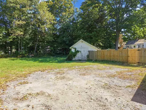 Exterior - 230 Beech St, Bennington, VT 05201 photo 9 of 10