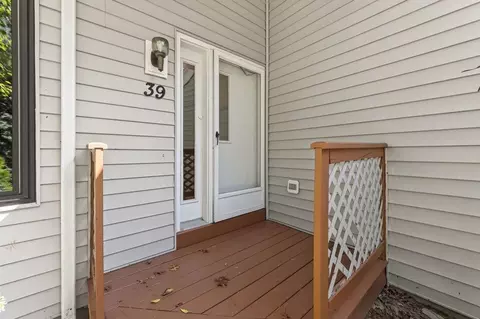 39 Aspen Dr, Atkinson, NH 03811