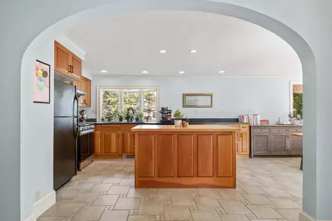Kitchen - 29 Mill Rd, Durham, NH 03824 photo 1 of 2