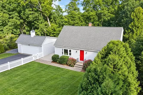 37 Woodfield St, Nashua, NH 03062
