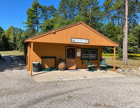 147 Green Mountain Rd, Effingham, NH 03882