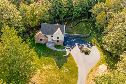 511 Otterville Rd, New London, NH 03257