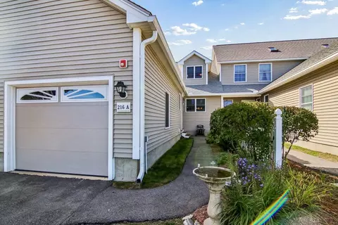 216 Kearsage Dr #A, Pembroke, NH 03275