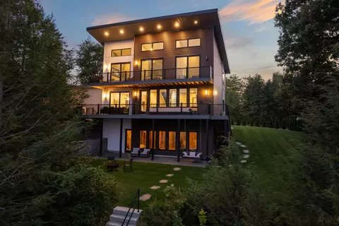 7 Loon Cove Rd, Alton, NH 03810