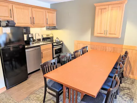 Kitchen - 228 E Mountain Rd #LL DUP GRAND HOTEL 108/110 I, Killington, VT 05751 photo 2 of 3
