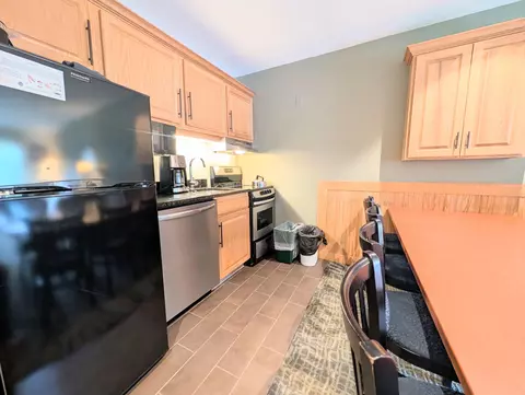 Kitchen - 228 E Mountain Rd #LL DUP GRAND HOTEL 108/110 I, Killington, VT 05751 photo 1 of 3