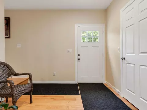 Entry Way - 4 Baker Ln, Milton, VT 05468 photo 7 of 9