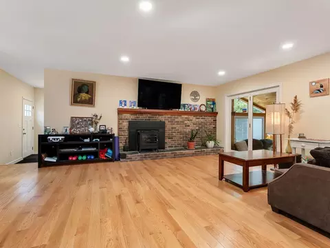 Living - 4 Baker Ln, Milton, VT 05468 photo 1 of 3