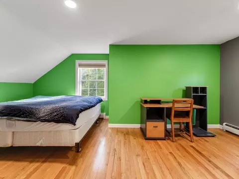 Bedroom - 4 Baker Ln, Milton, VT 05468 photo 6 of 10
