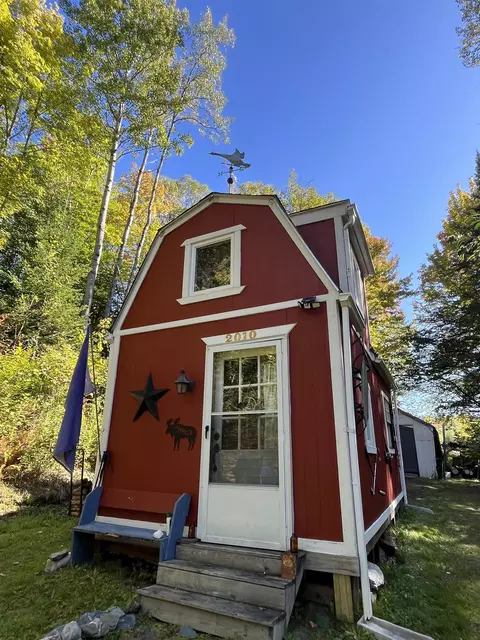 5157 Vt Route 18, Waterford, VT 05819