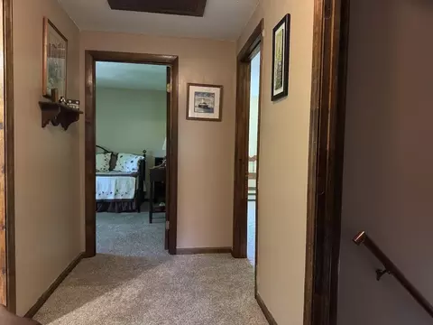 Entry Way - 4 Michael Ave, Derry, NH 03038 photo 3 of 3