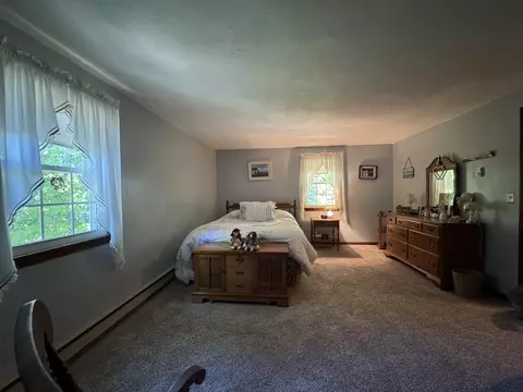 Bedroom - 4 Michael Ave, Derry, NH 03038 photo 1 of 5