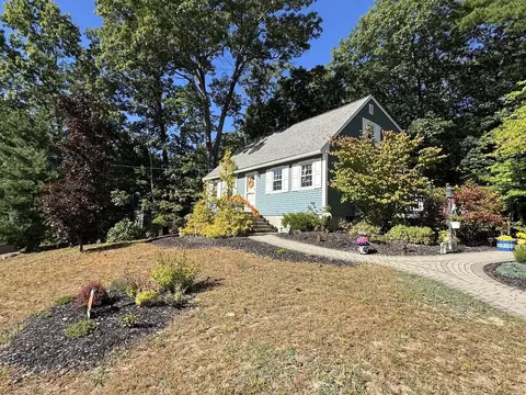 Exterior - 4 Michael Ave, Derry, NH 03038 photo 3 of 6
