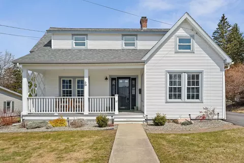 17 Beverly Ct, Saint Albans, VT 05478