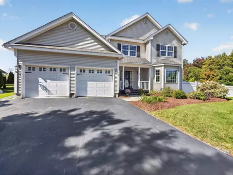 73 Bower St, South Burlington, VT 05403