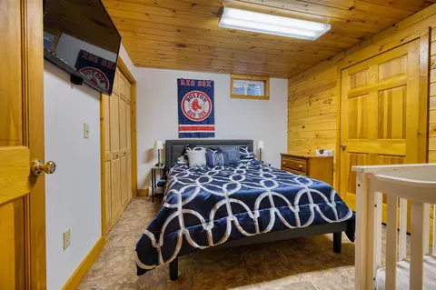 Bedroom - 434 Modoc Hill Rd, Madison, NH 03849 photo 6 of 6